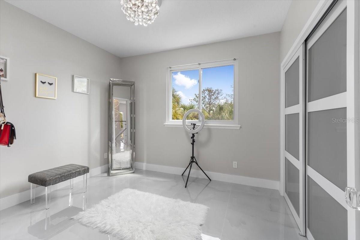 COUNTRY CLUB ADD TO OLDSMAR REV - Residential