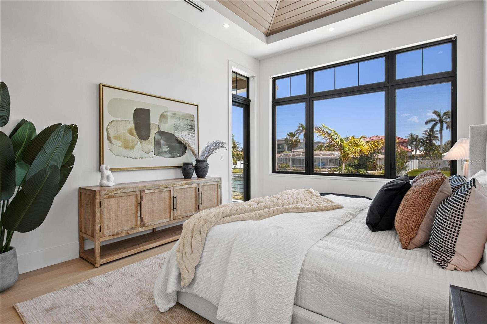 COUNTRY CLUB SHORES IV - Residential