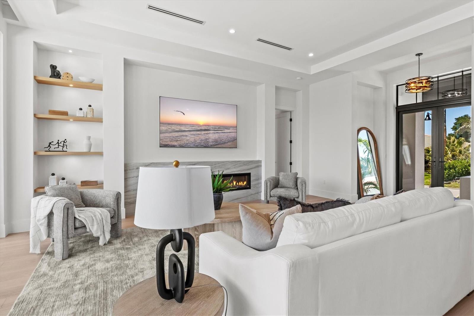 COUNTRY CLUB SHORES IV - Residential