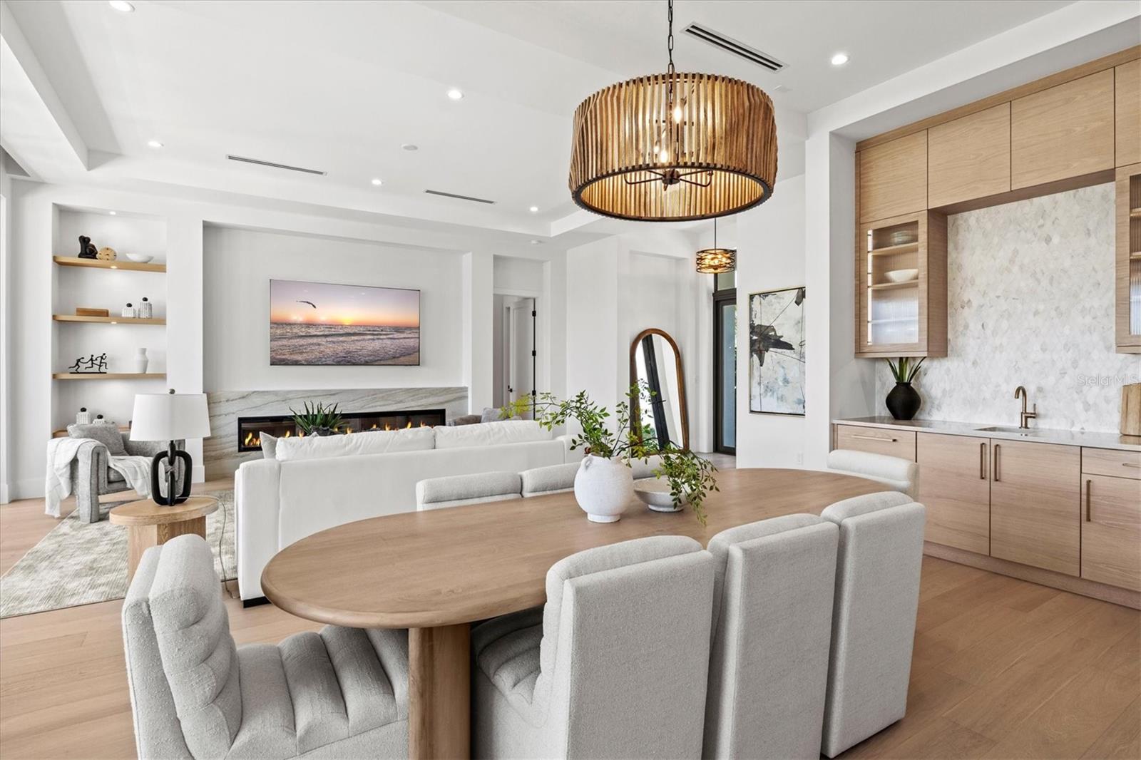 COUNTRY CLUB SHORES IV - Residential