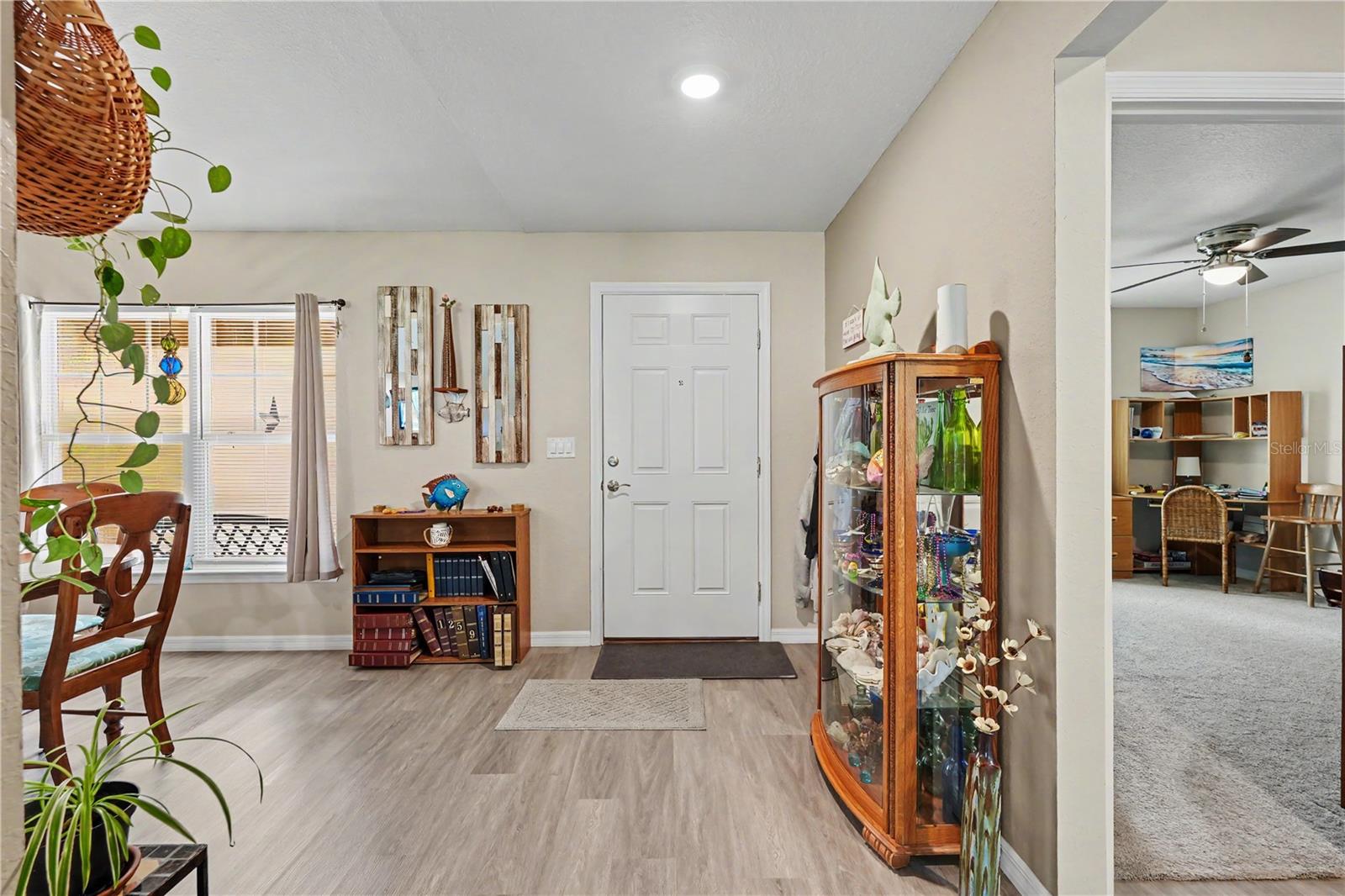 RAINBOW LAKES ESTATES - Residential