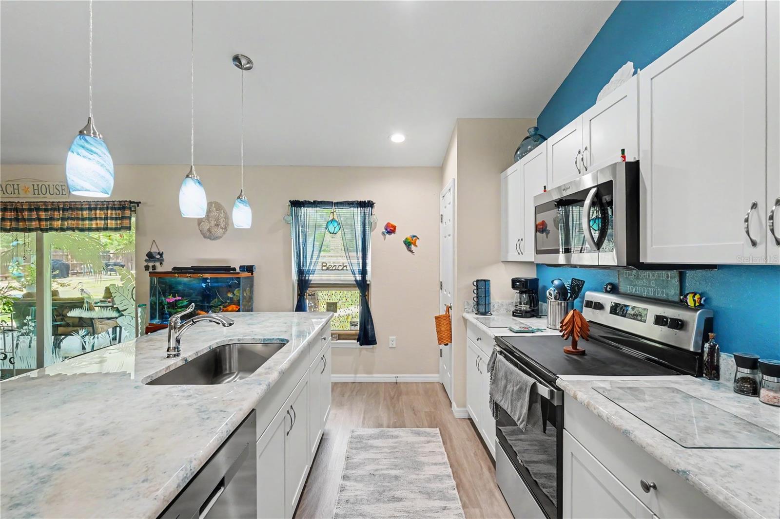 RAINBOW LAKES ESTATES - Residential