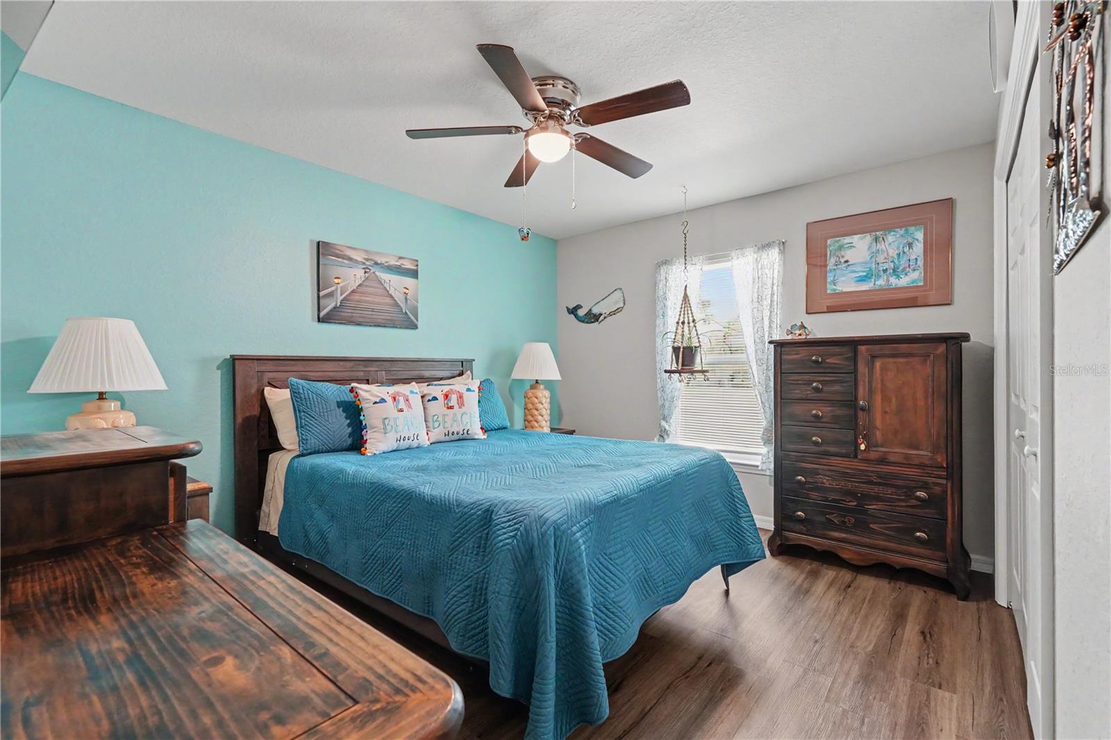 RAINBOW LAKES ESTATES - Residential