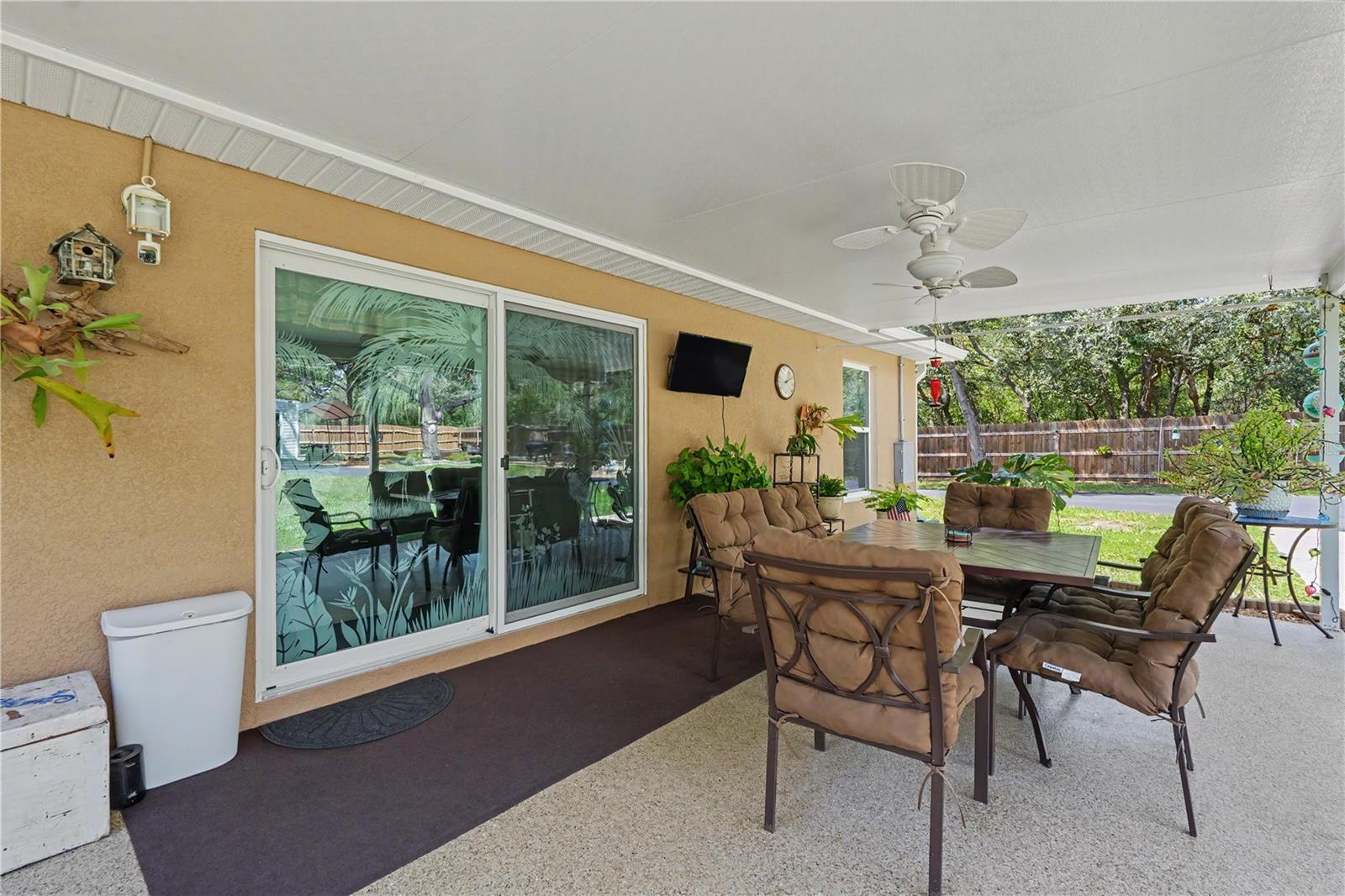 RAINBOW LAKES ESTATES - Residential