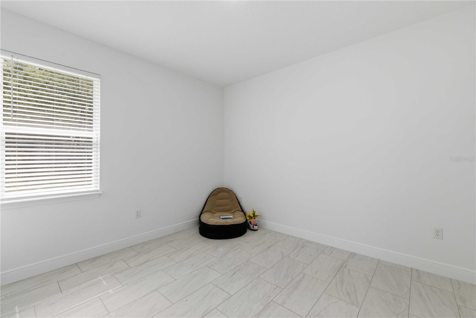 CITRUS SPGS UNIT 27 - Residential