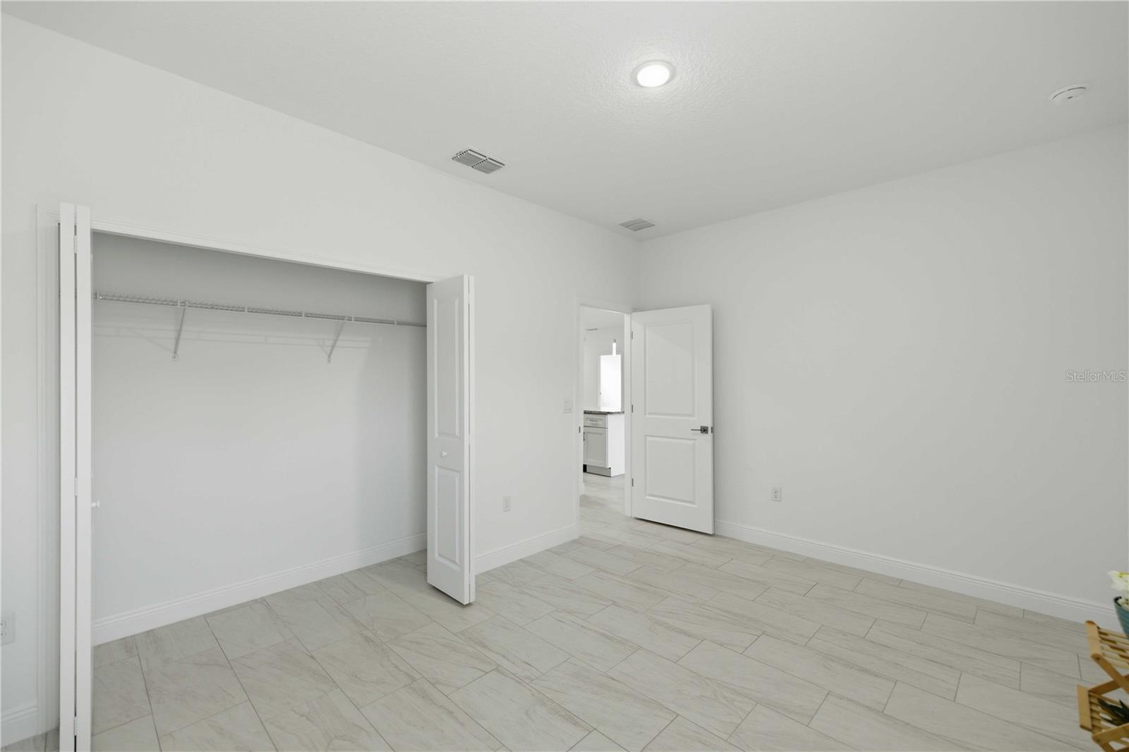 CITRUS SPGS UNIT 27 - Residential