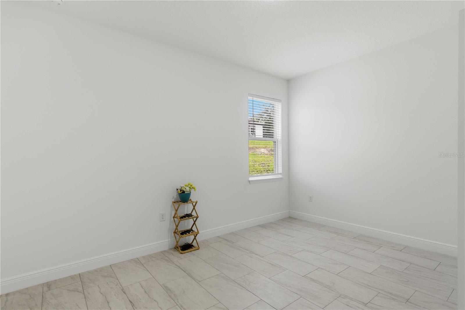 CITRUS SPGS UNIT 27 - Residential