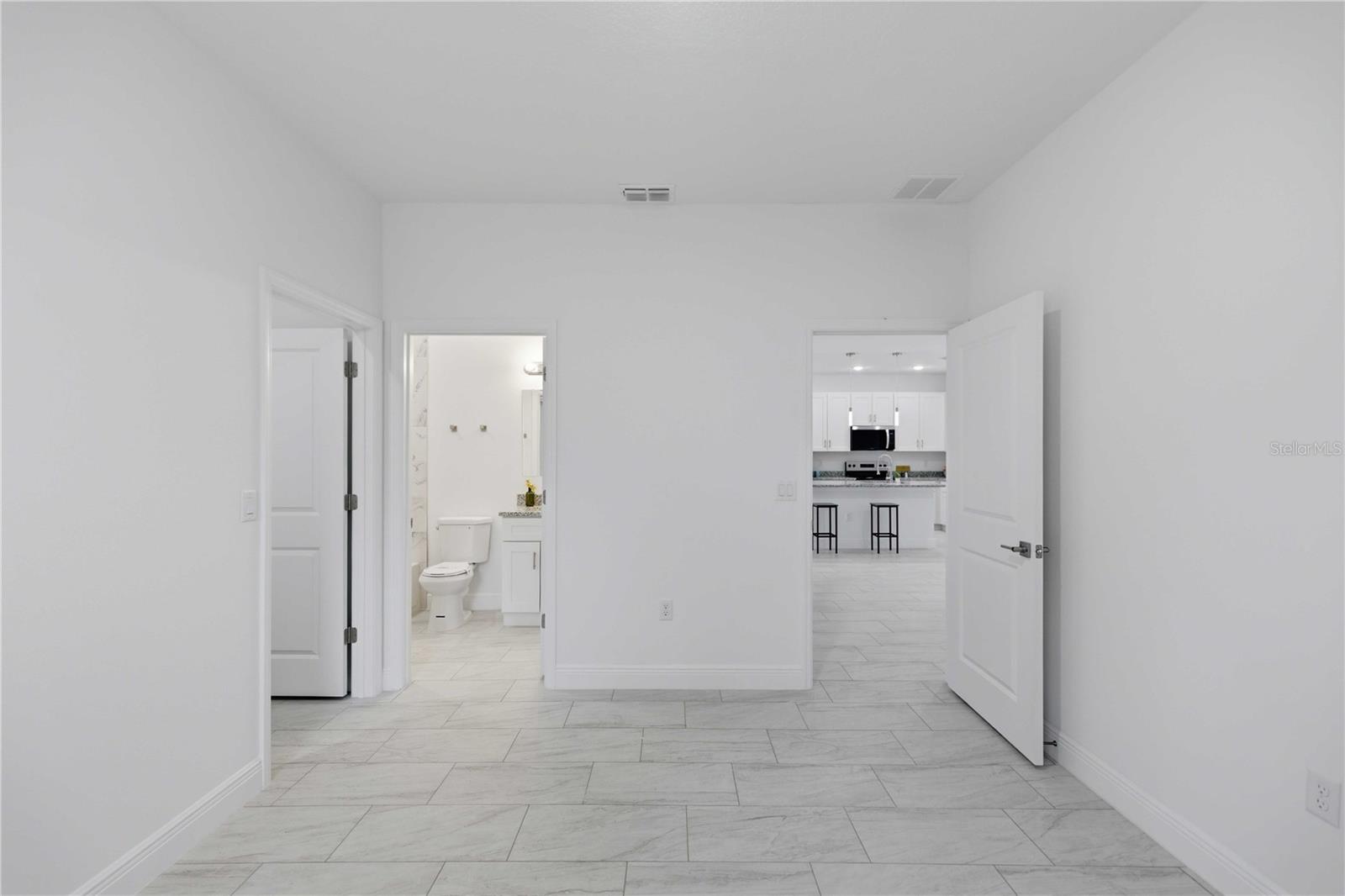 CITRUS SPGS UNIT 27 - Residential