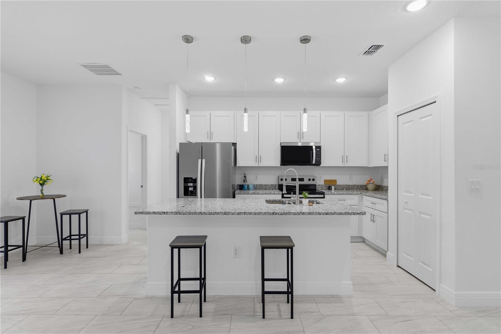 CITRUS SPGS UNIT 27 - Residential