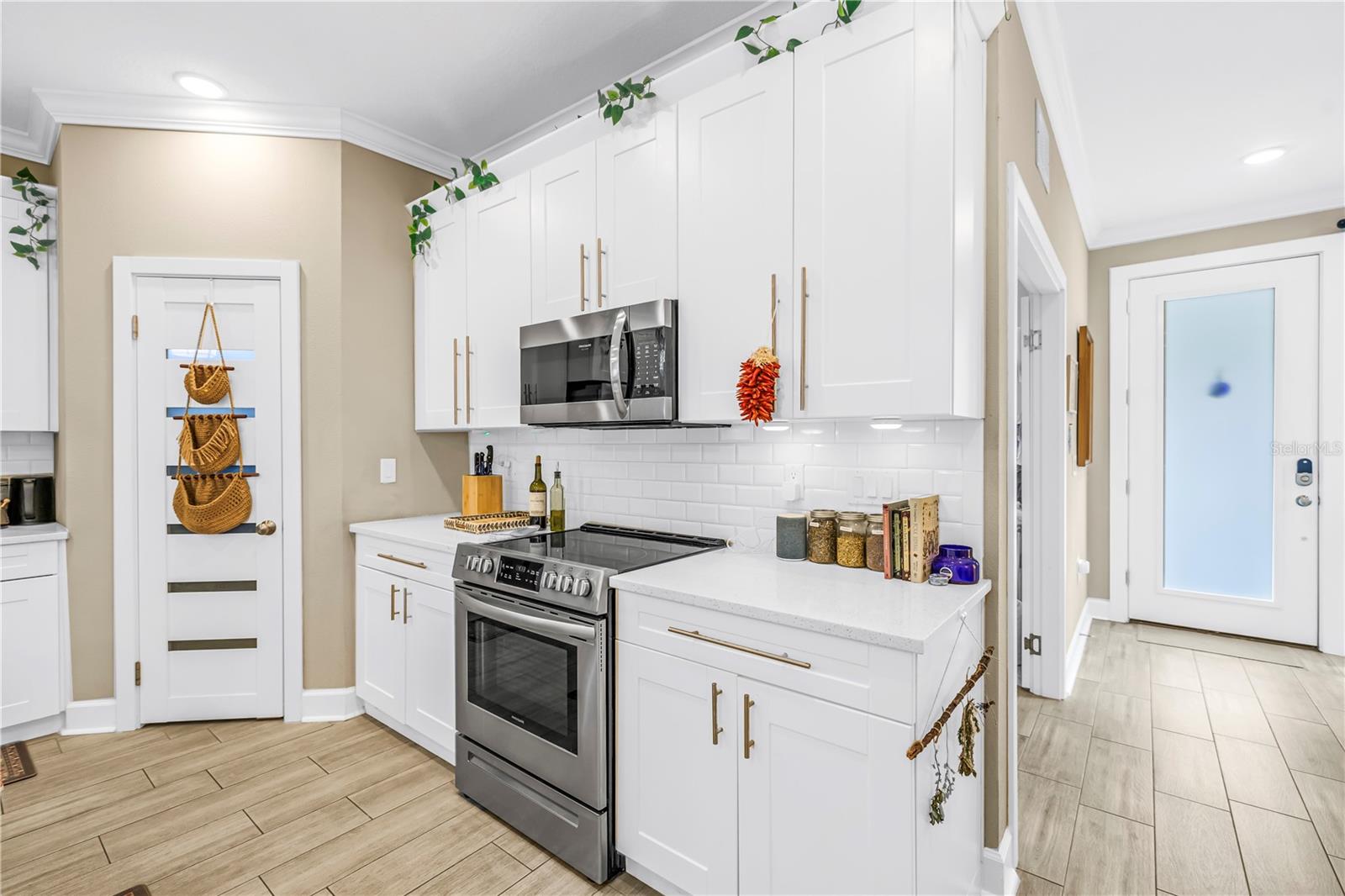 ARCADIA ANNEX - Residential