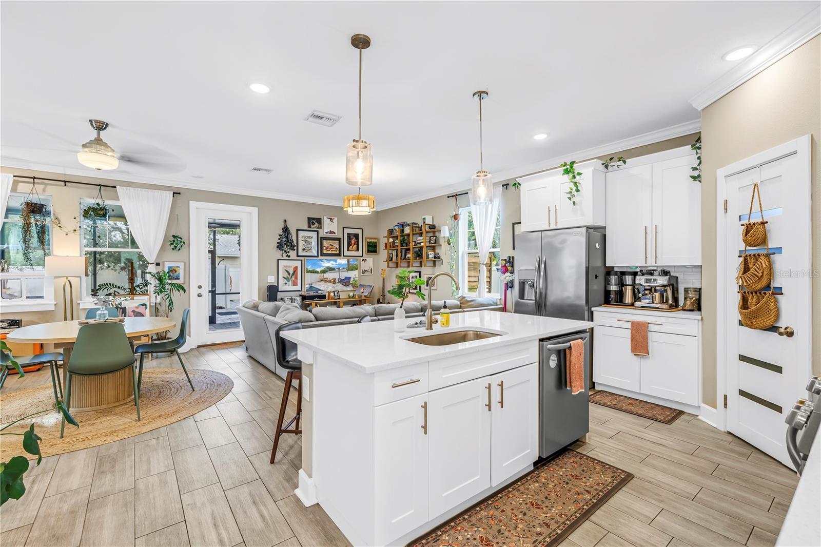 ARCADIA ANNEX - Residential