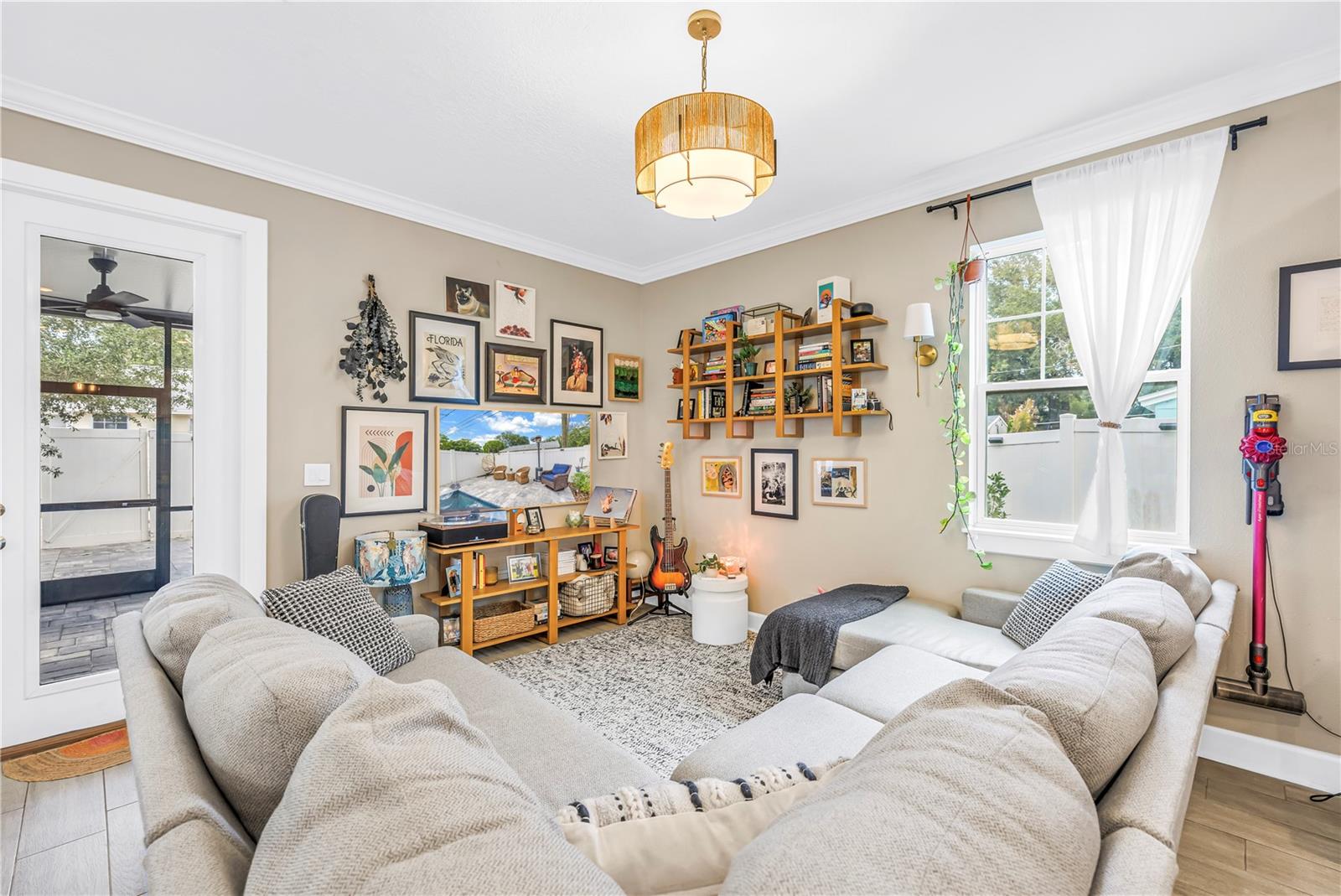 ARCADIA ANNEX - Residential