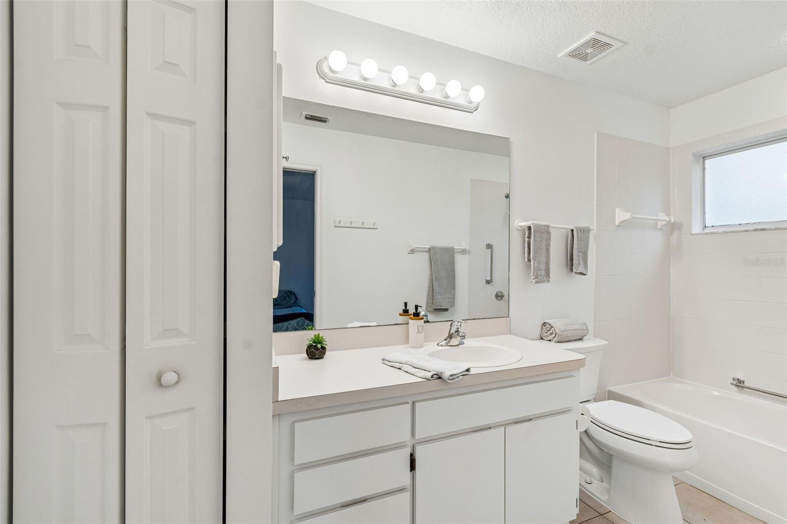 CRYSTAL LAKES REV - Residential