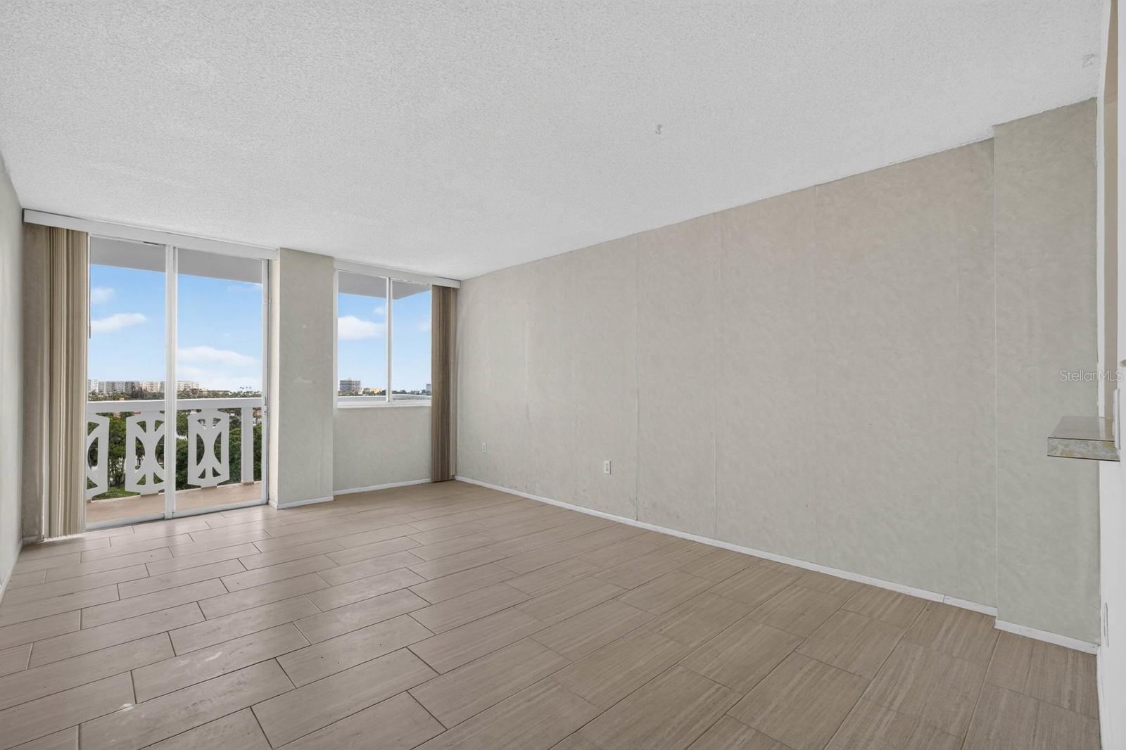 BAYSHORE BATH & TENNIS CLUB CONDO - Residential