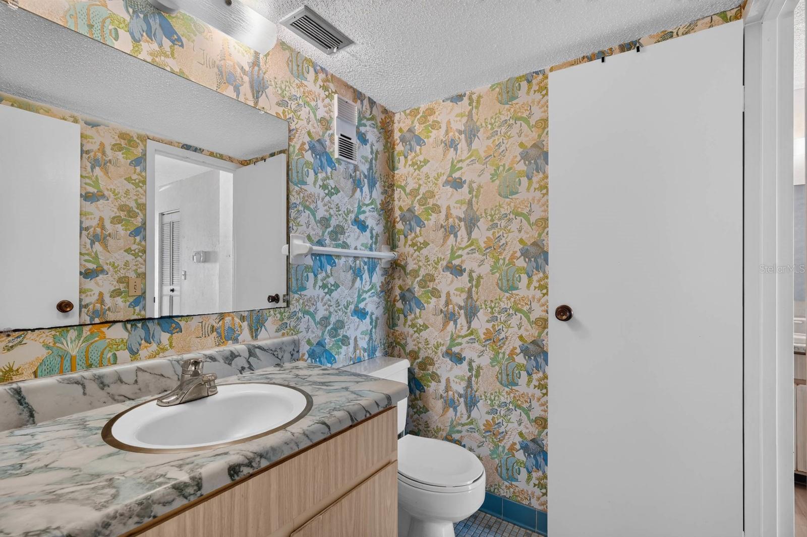 BAYSHORE BATH & TENNIS CLUB CONDO - Residential