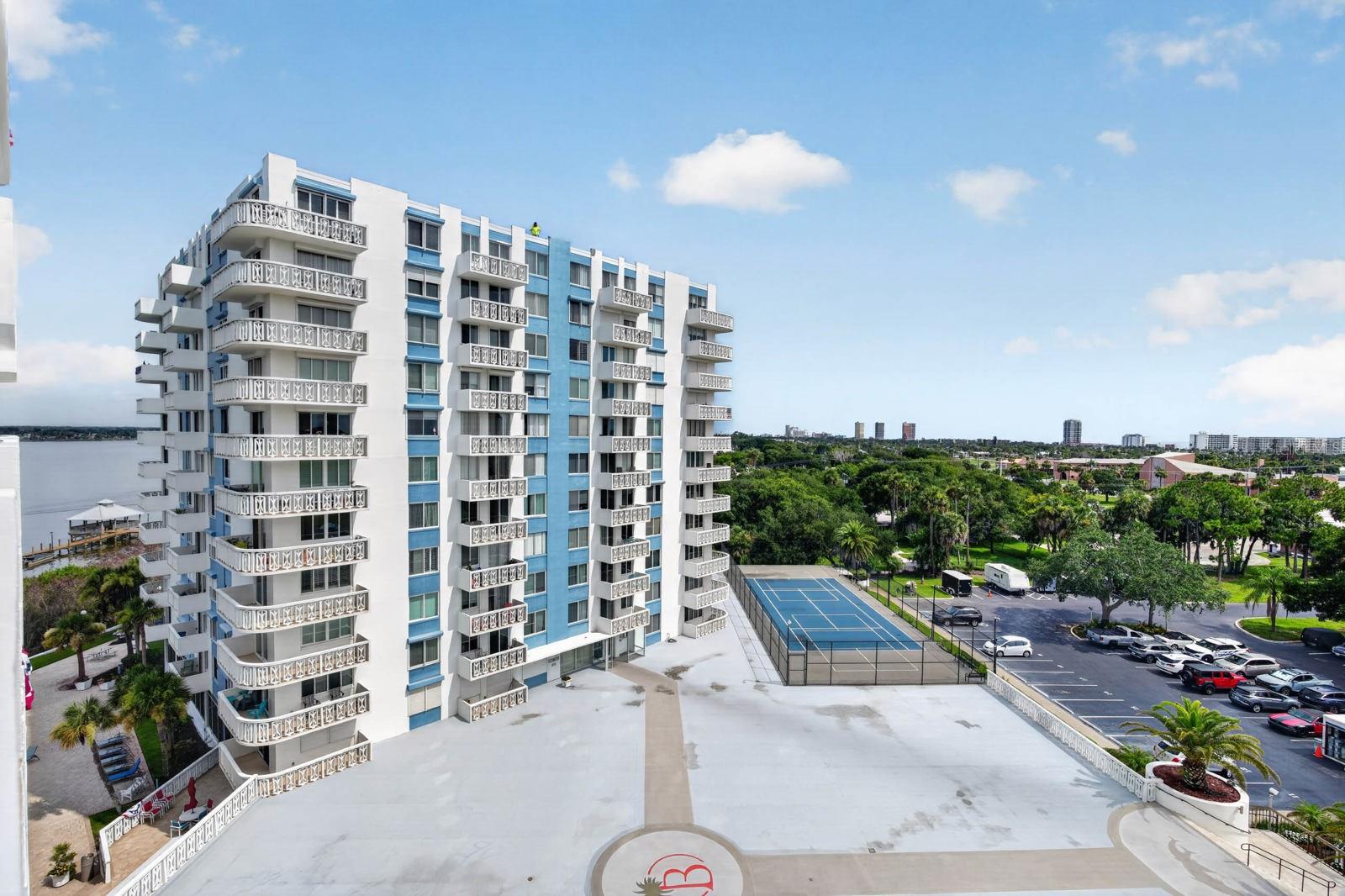 BAYSHORE BATH & TENNIS CLUB CONDO - Residential