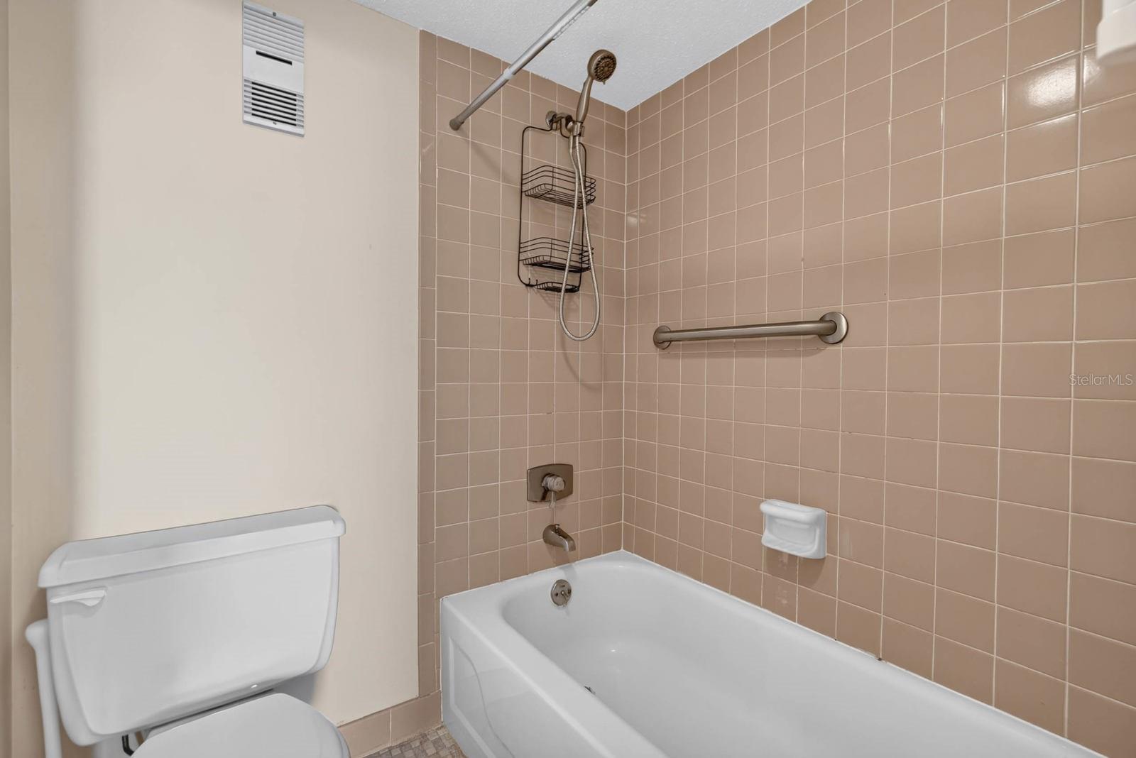 BAYSHORE BATH & TENNIS CLUB CONDO - Residential
