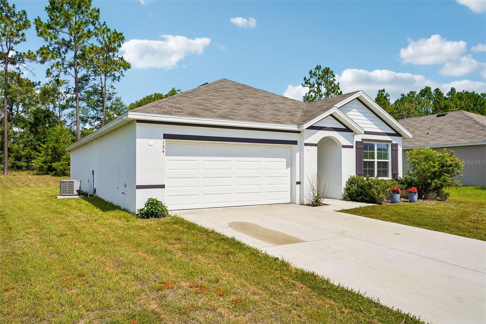 LAKE DIAMOND NORTH - Residential