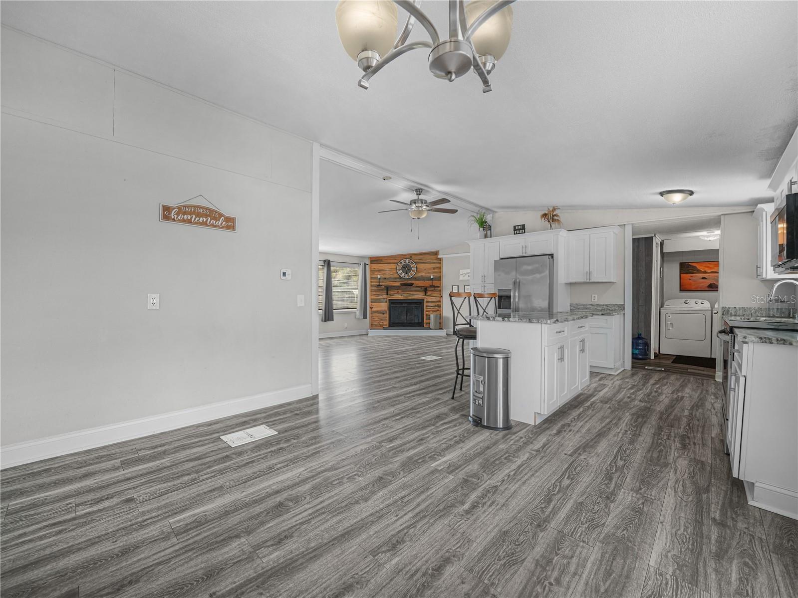 MONEYTREE RANCHETTES SUB - Residential