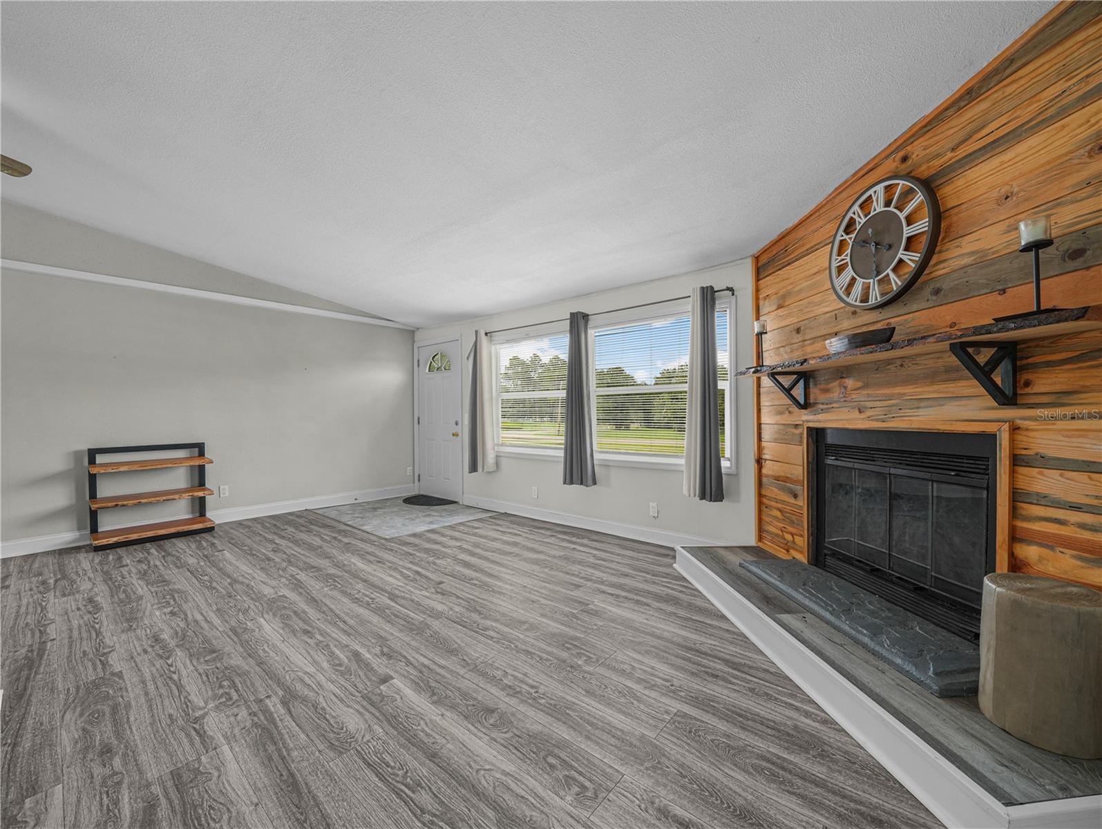 MONEYTREE RANCHETTES SUB - Residential
