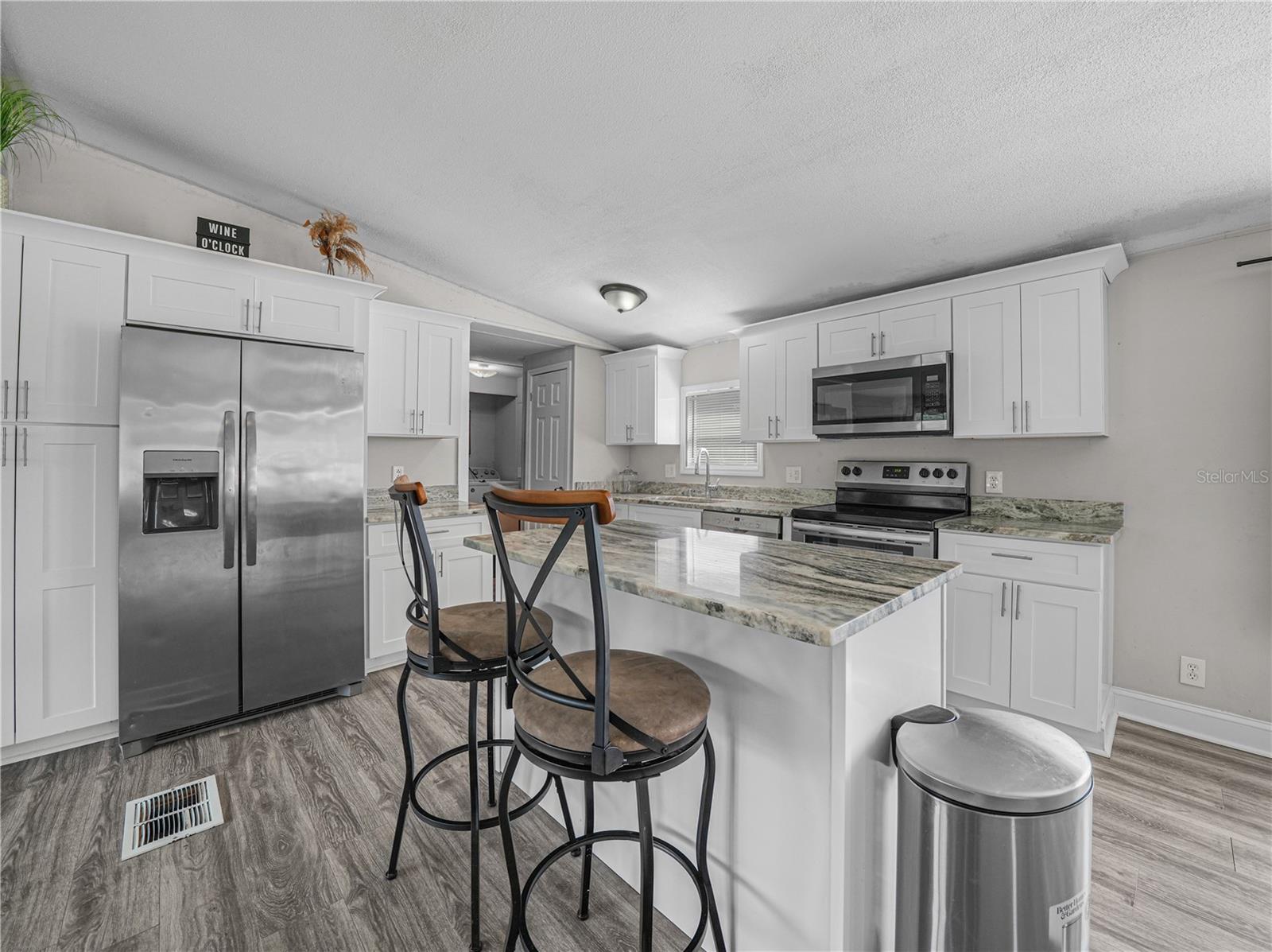 MONEYTREE RANCHETTES SUB - Residential