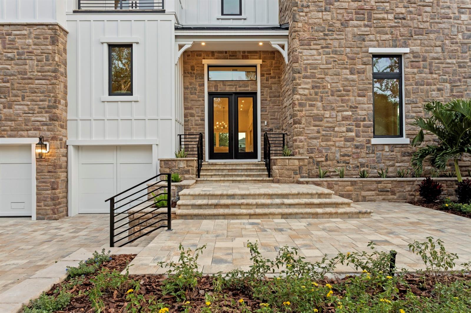 SUNSET PARK - Residential