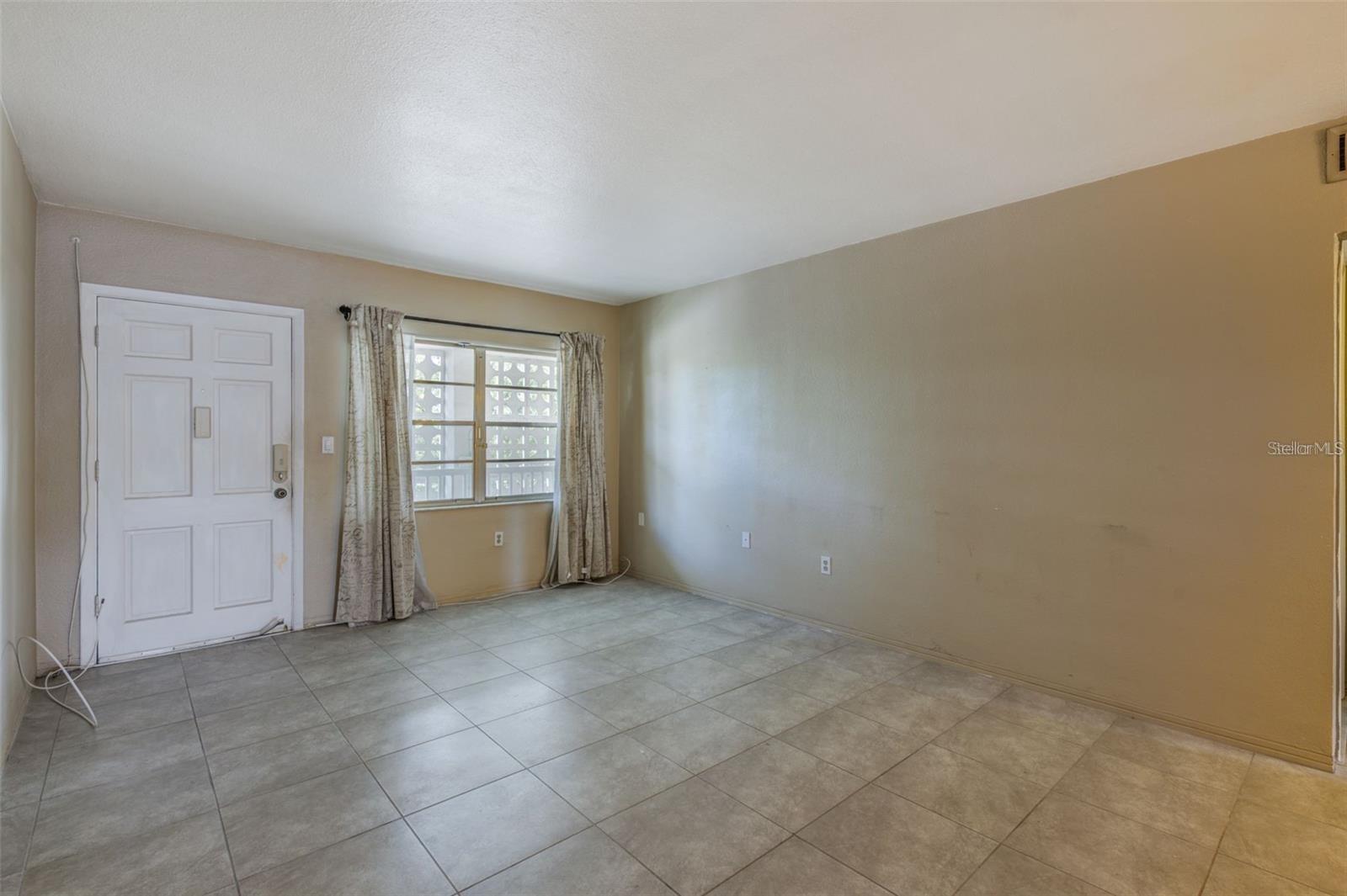DISSTON ARMS APTS CONDO - Residential Lease