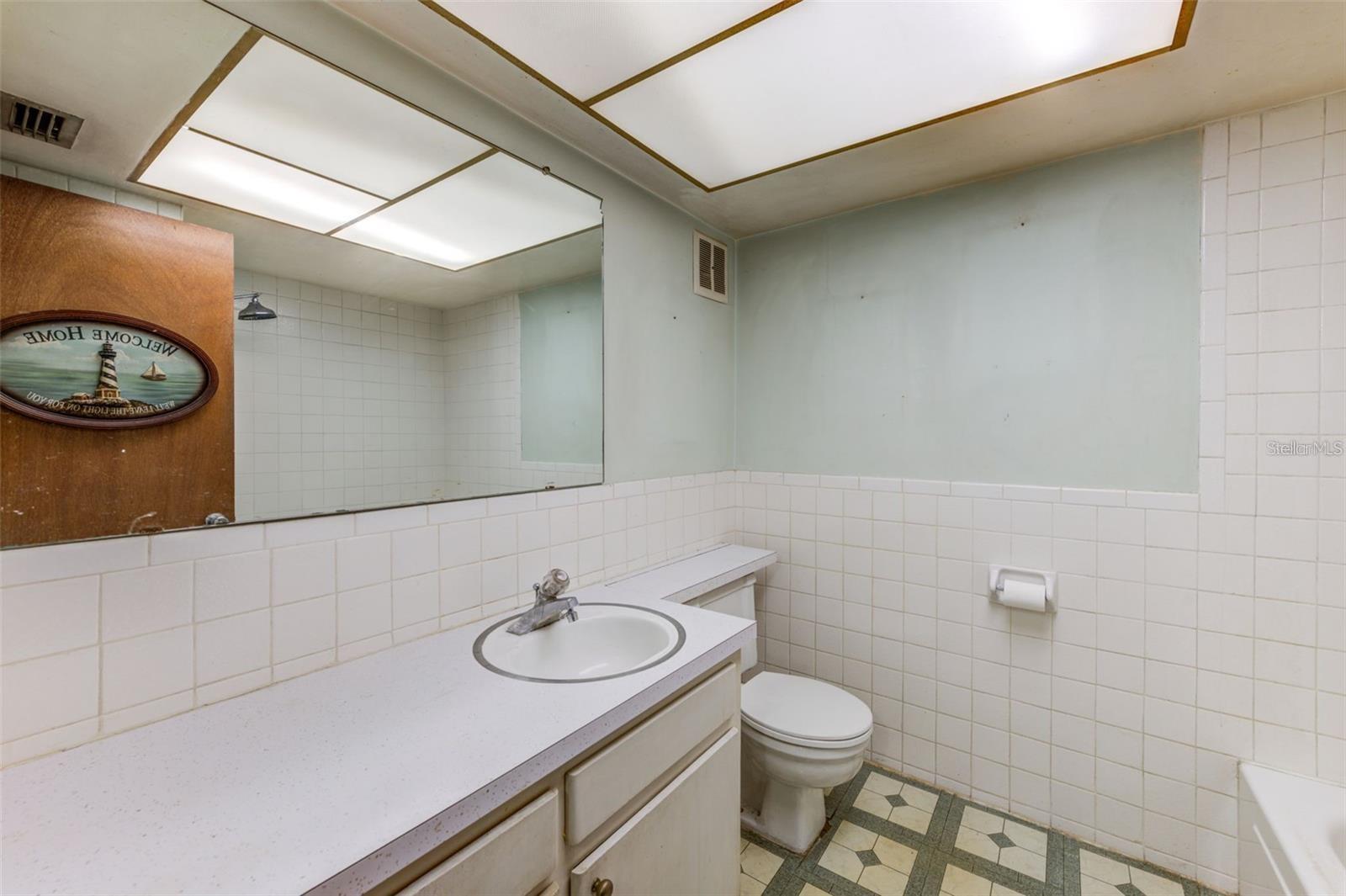 DISSTON ARMS APTS CONDO - Residential Lease