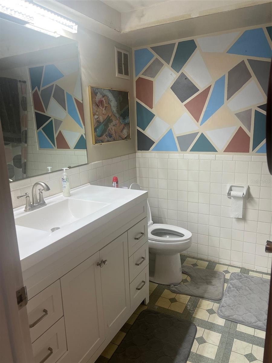 DISSTON ARMS APTS CONDO - Residential Lease