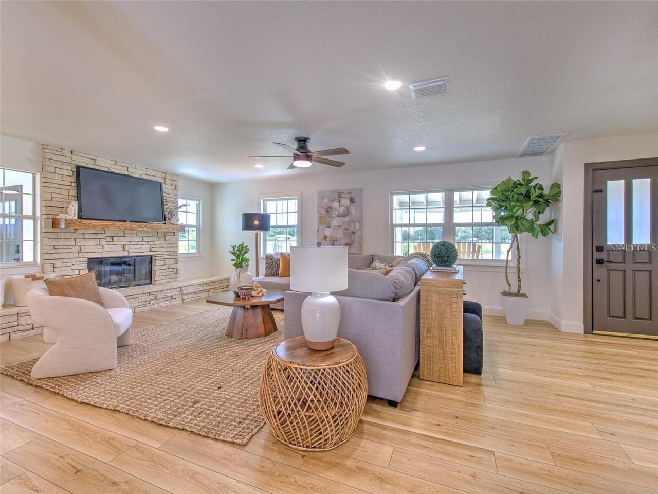 UNPLATTED - Residential