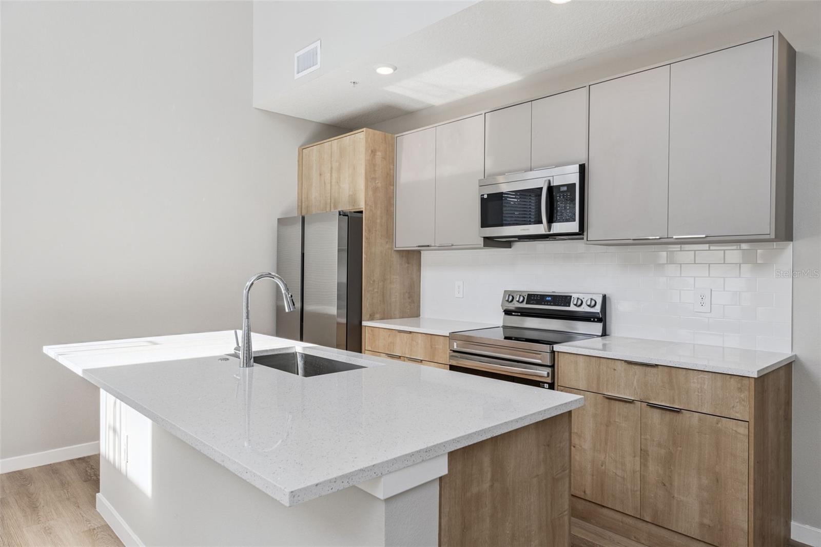 CONCORD COMMONS - Residential Lease