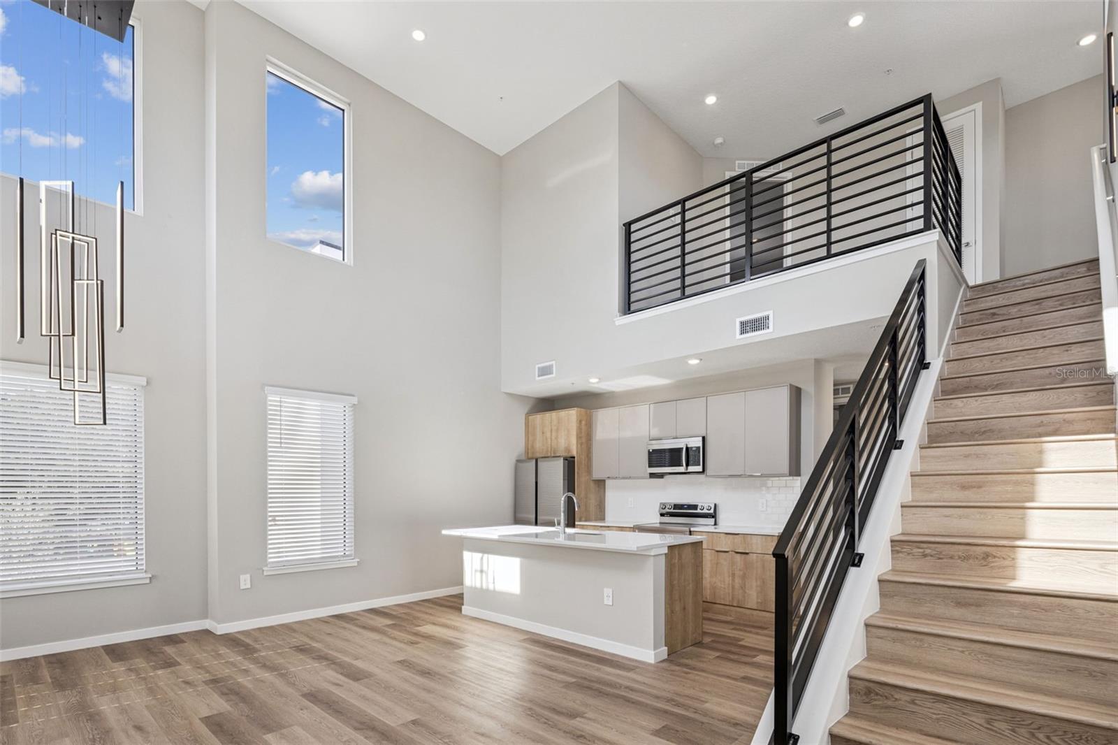 CONCORD COMMONS - Residential Lease