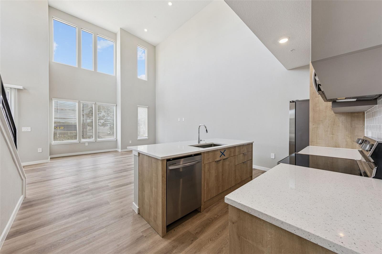 CONCORD COMMONS - Residential Lease