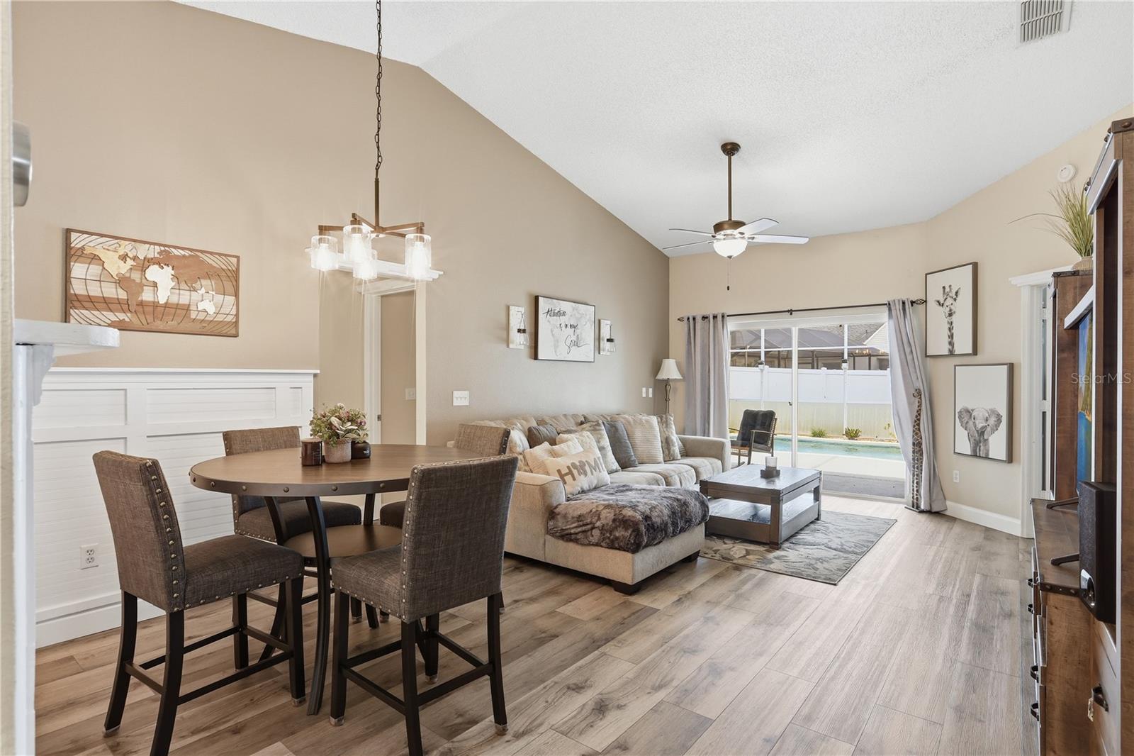 WOODRIDGE PH II SUB - Residential