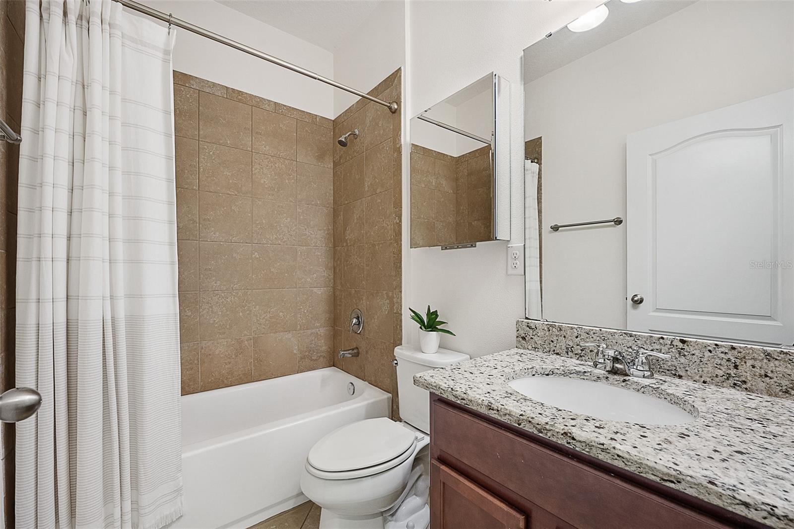 SADDLEBROOK - Residential