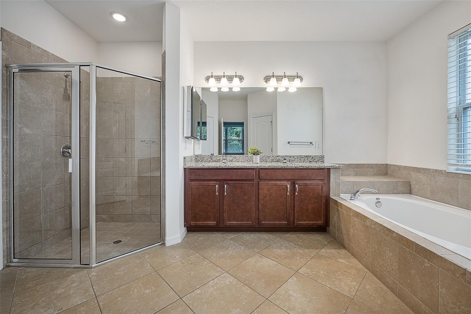 SADDLEBROOK - Residential