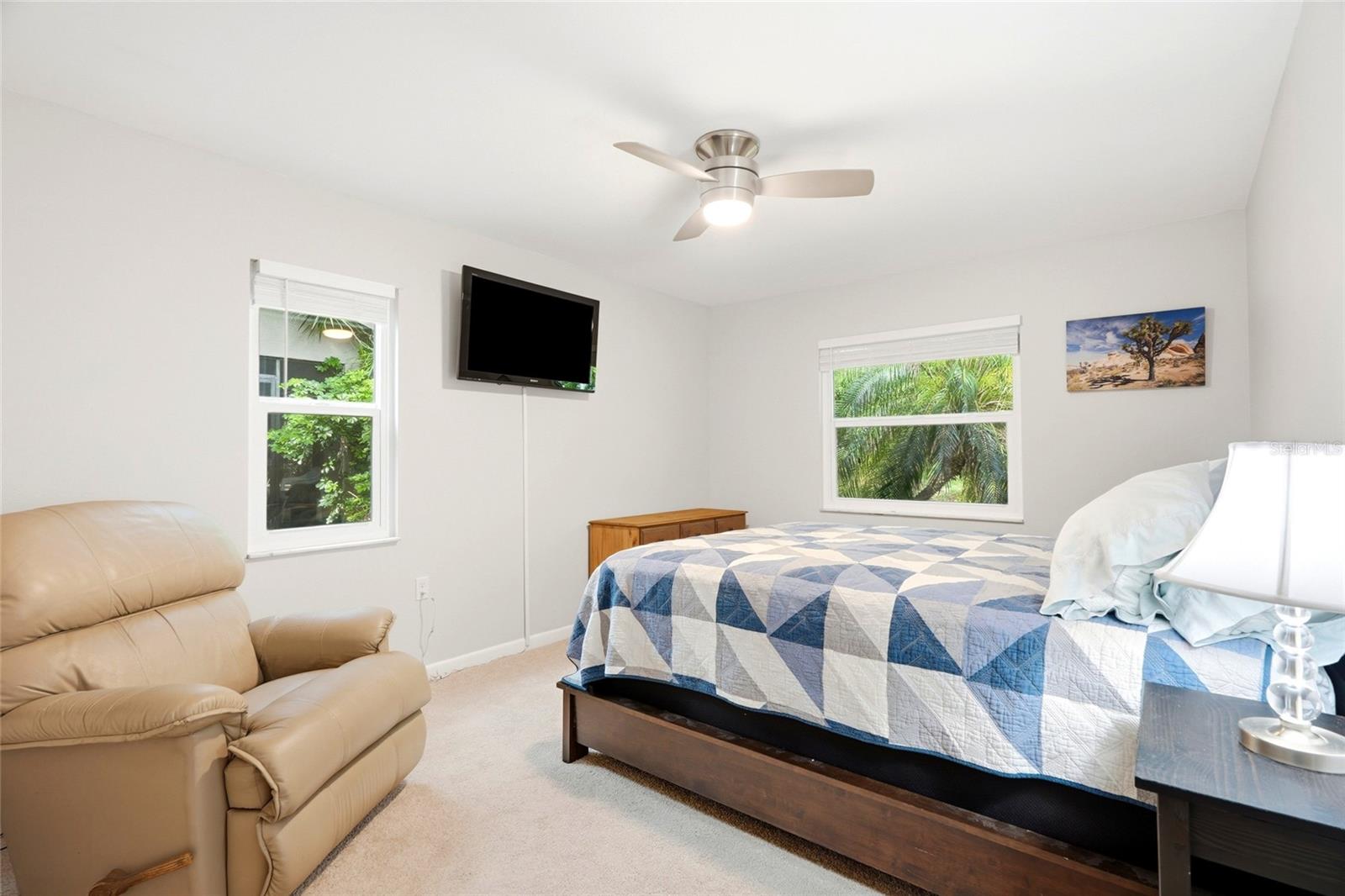 LAKE VALENCIA - - Residential
