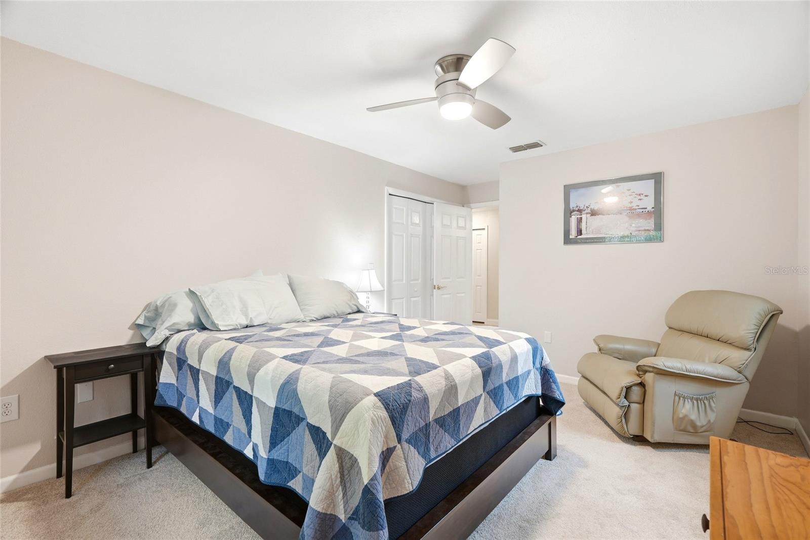 LAKE VALENCIA - - Residential