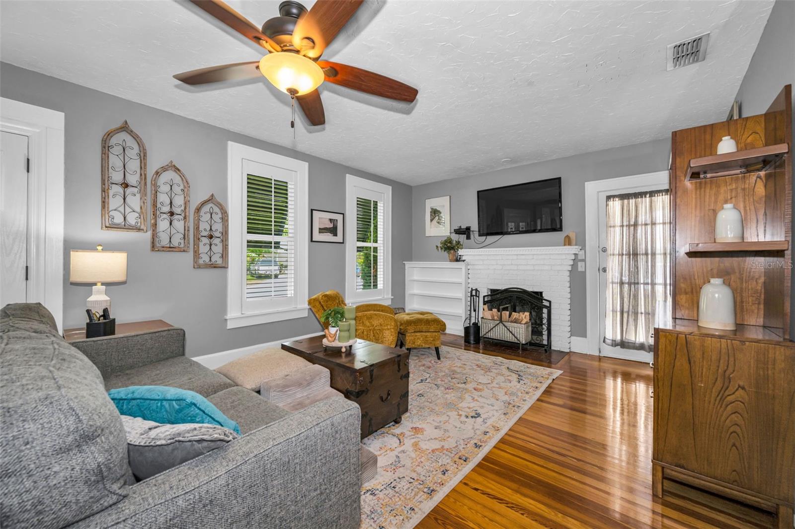BELVIDERE - Residential