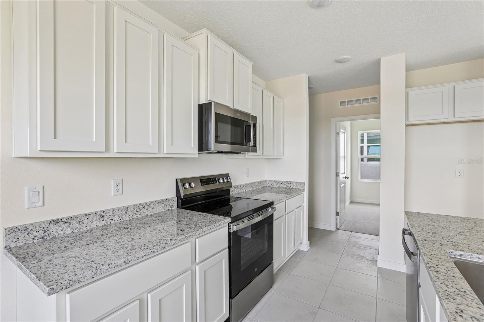 HAMILTON BLUFF SUBDIVISION PHASES 1 & 2 - Residential
