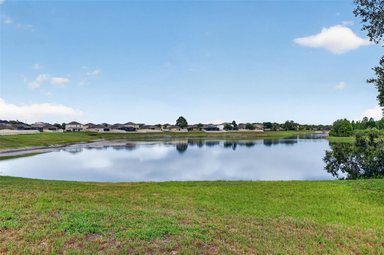 LAKESIDE PH 3 - Residential