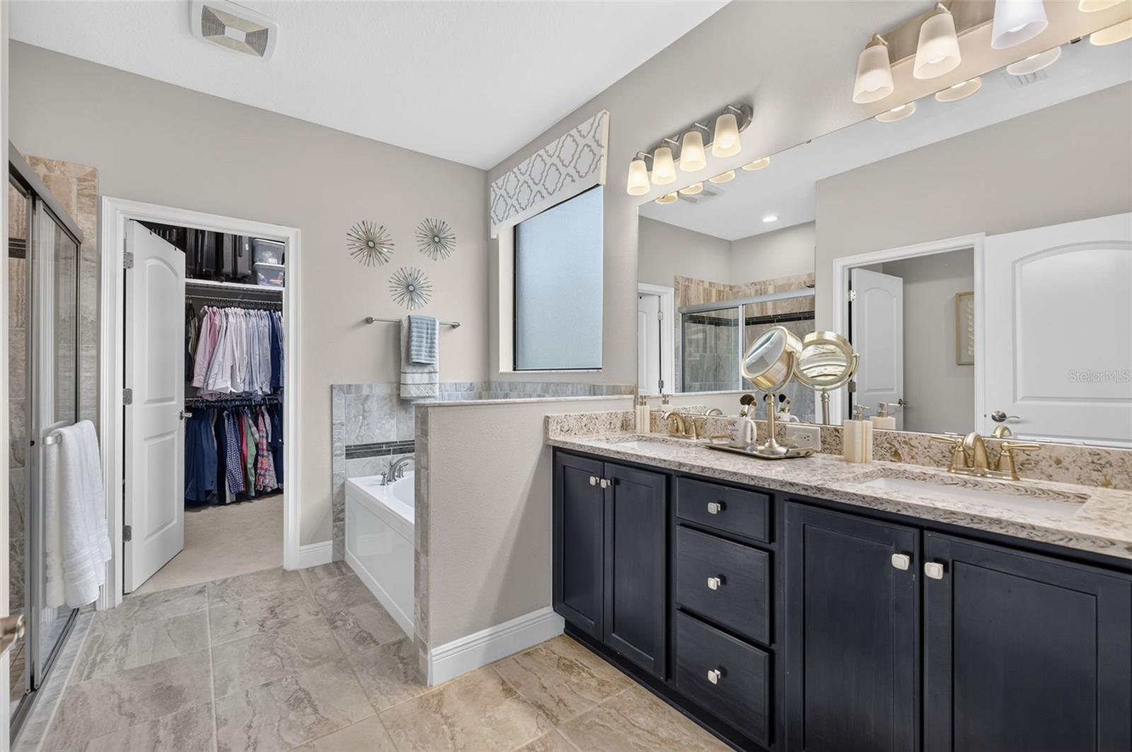 LAKESIDE PH 3 - Residential