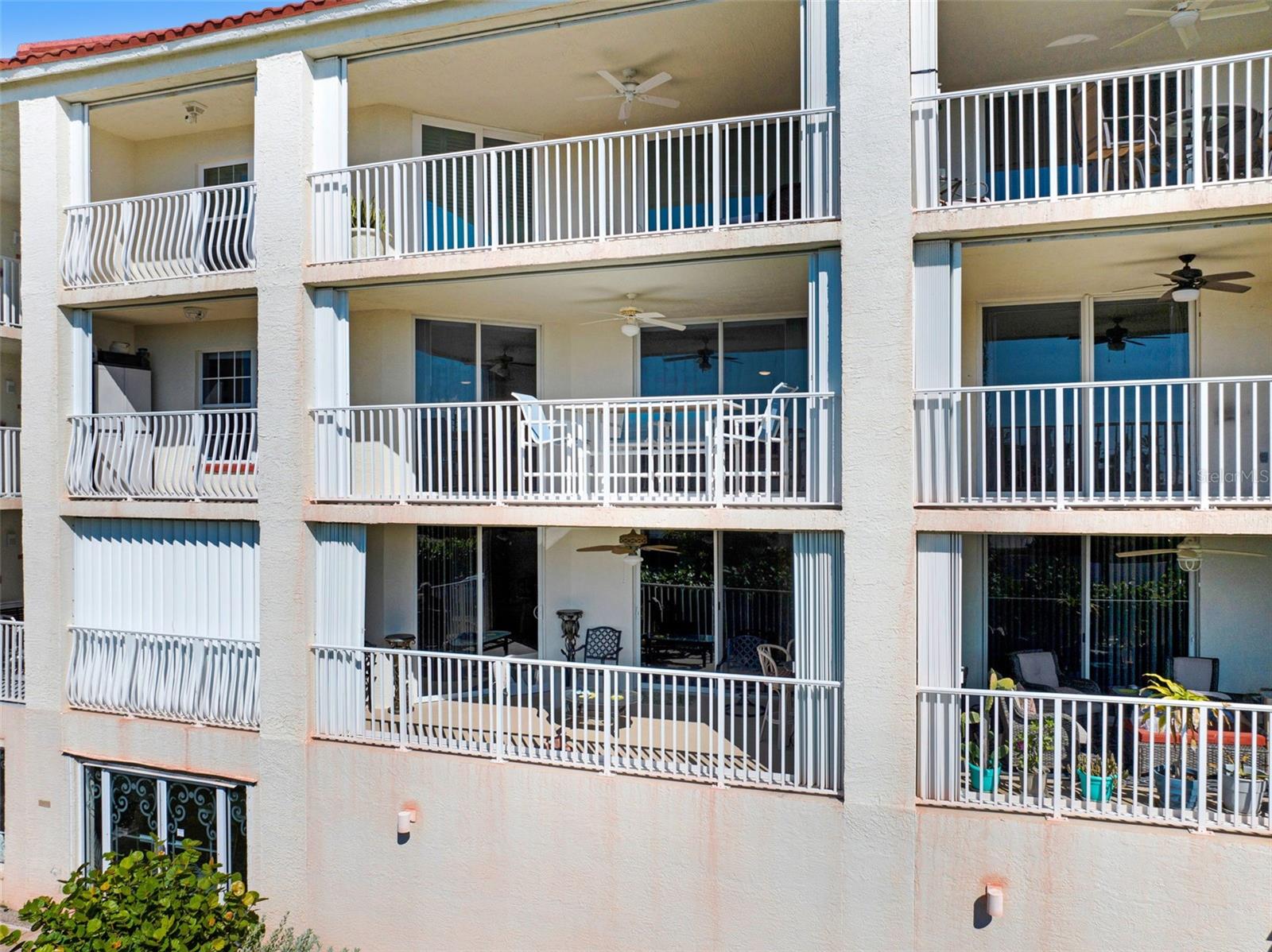 RIVER BEND CONDO - Residential
