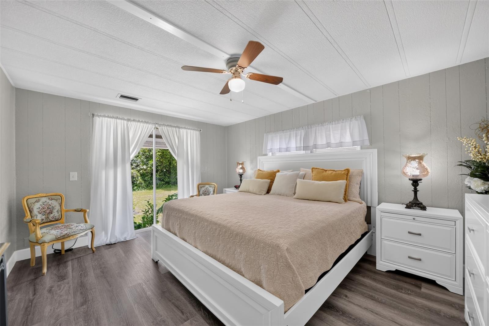 ZELLWOOD STATION; CITRUS RIDGE VILLA CONDO - Residential