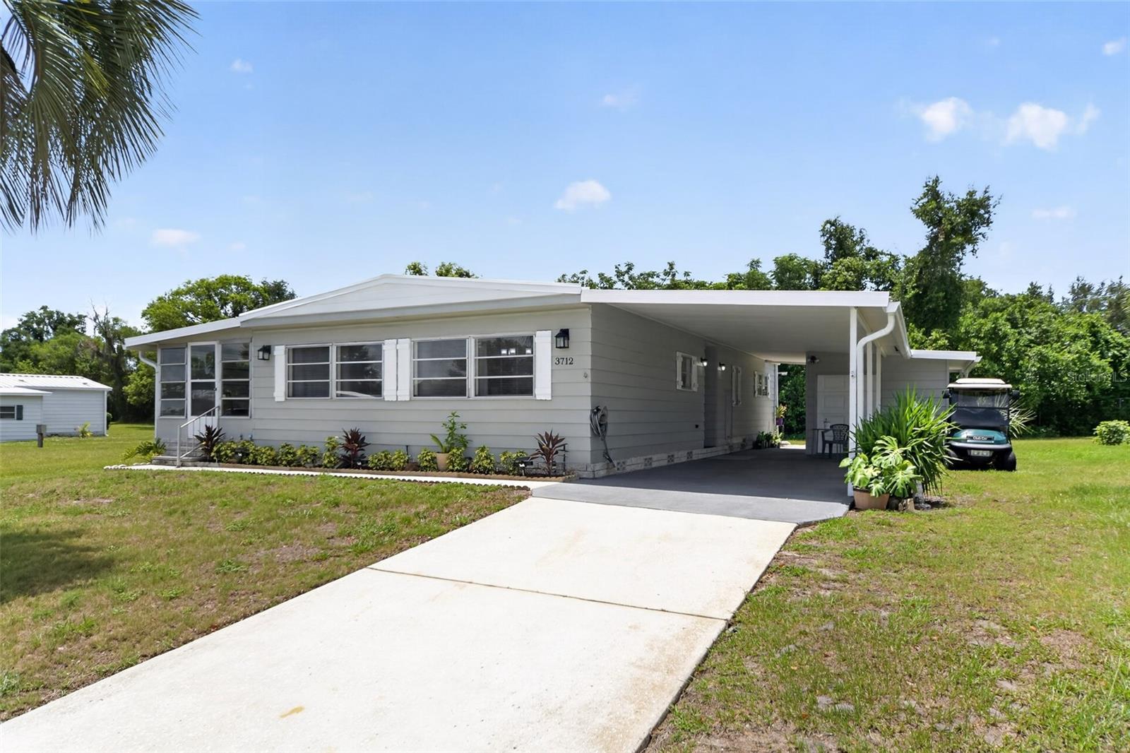 ZELLWOOD STATION; CITRUS RIDGE VILLA CONDO - Residential