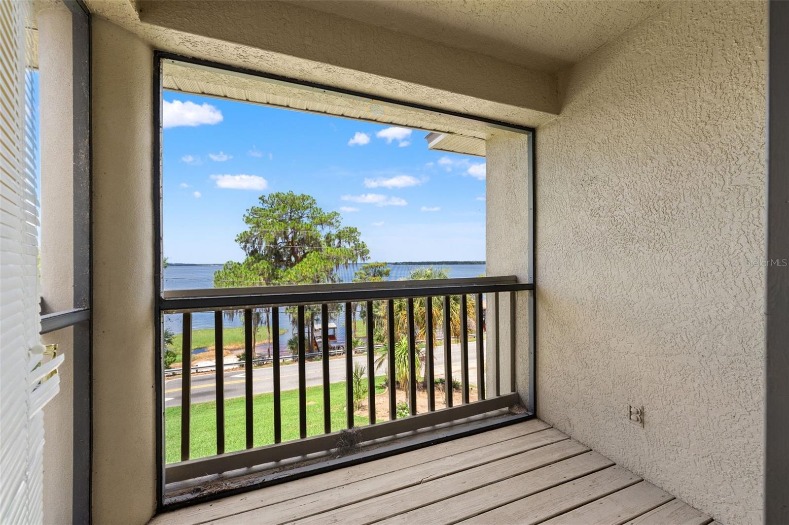 SUNSET RIDGE - Residential
