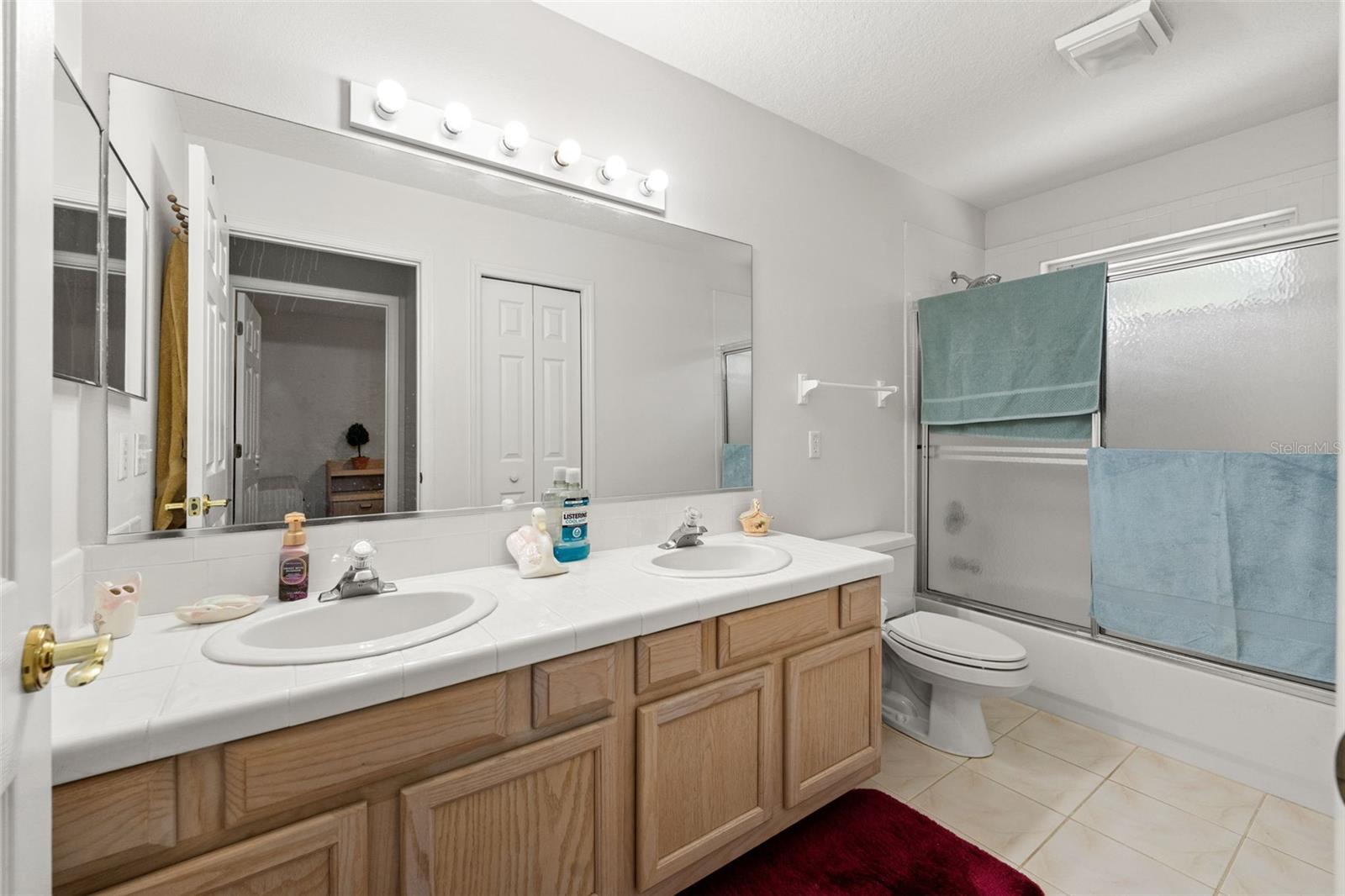 SUNSET RIDGE - Residential