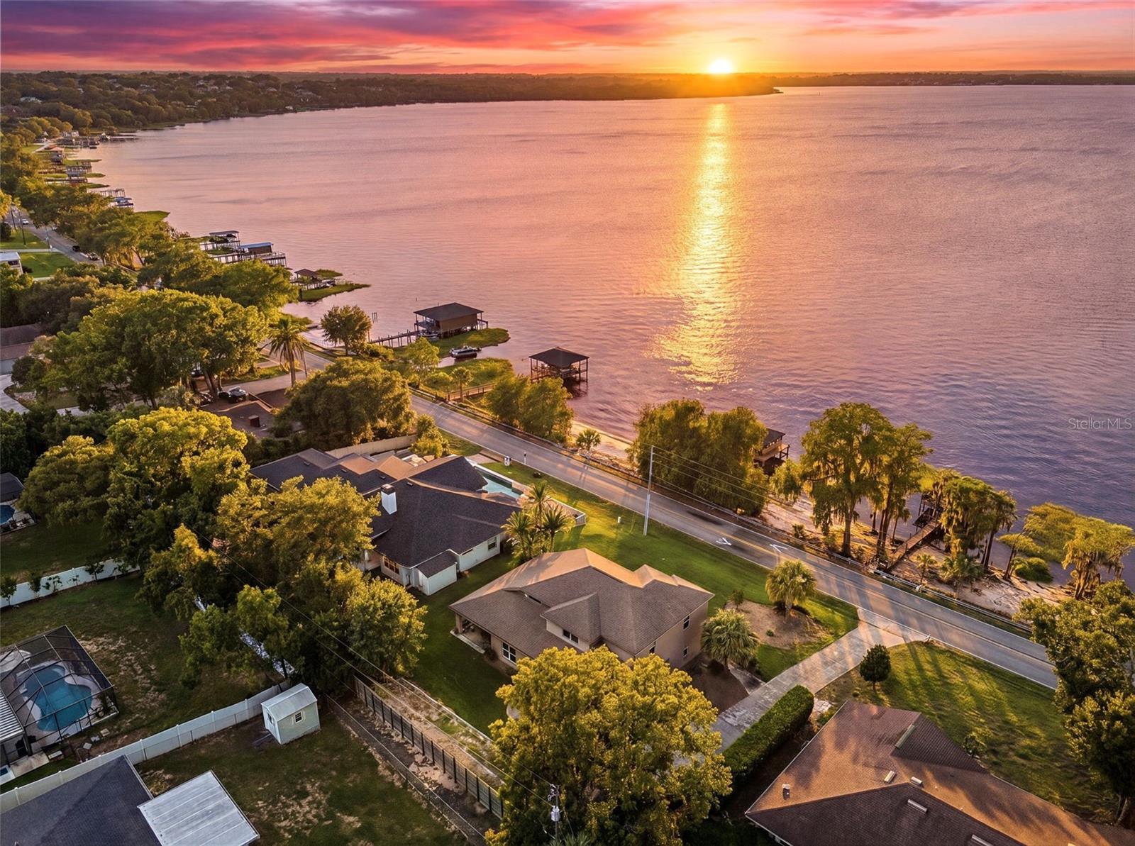 SUNSET RIDGE - Residential