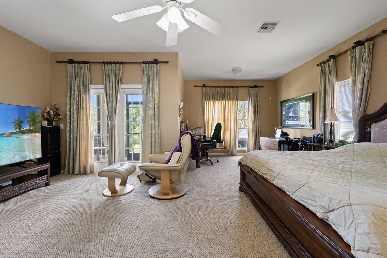 SUNSET RIDGE - Residential