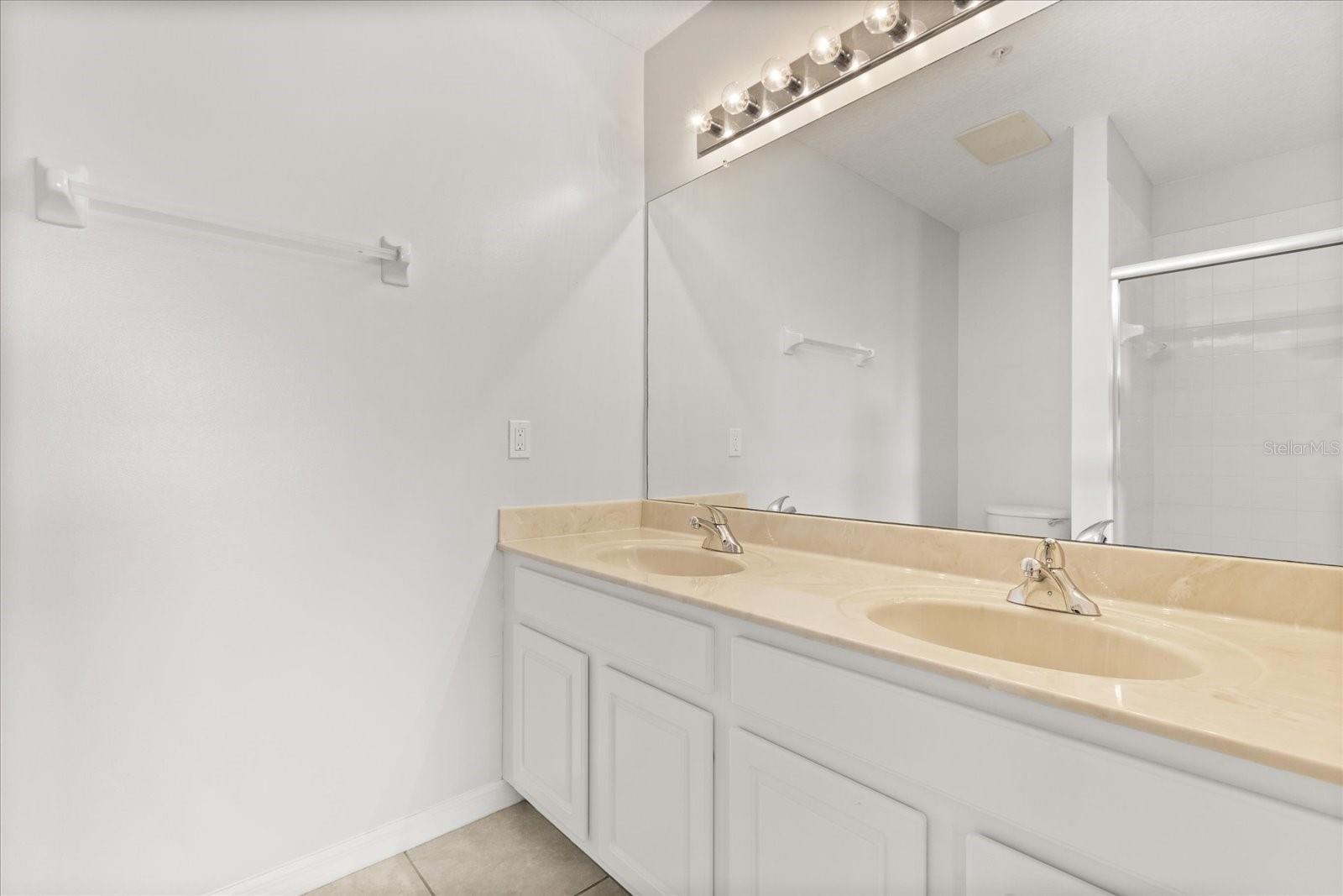 TERRS AT CELEBRATION PH 3 - Residential Lease